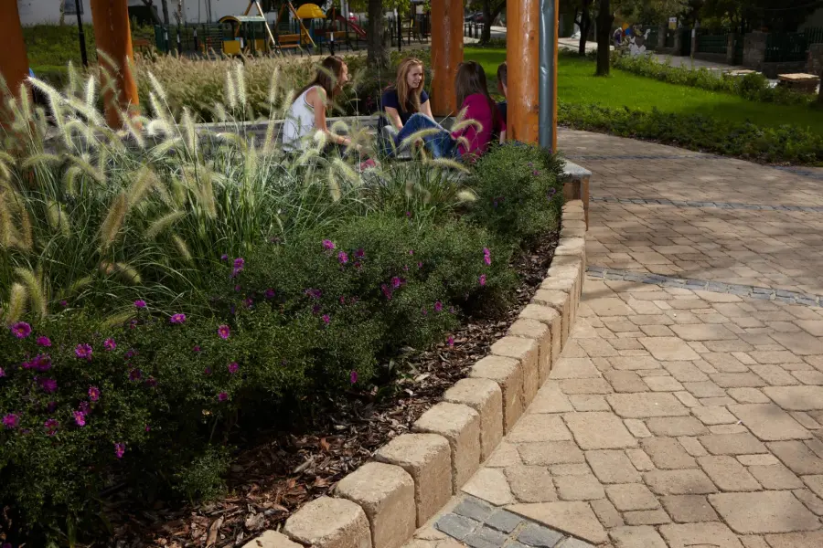 Curved garden path